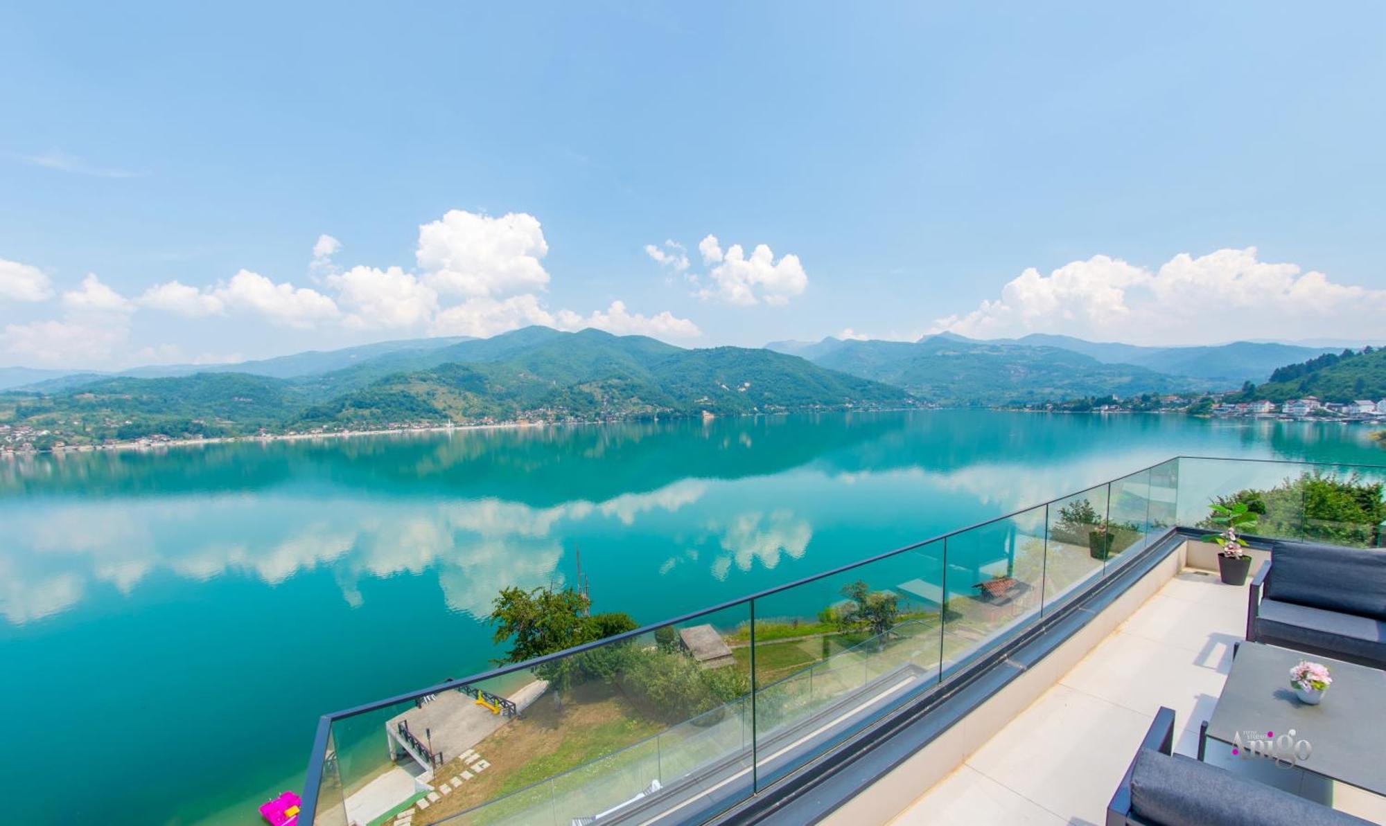 Royal Terrace Apartments Konjic Exterior foto